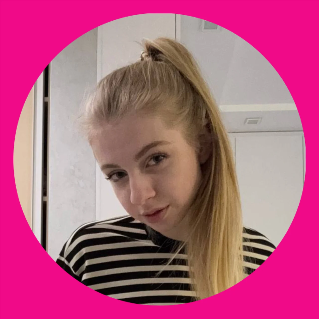 Lolly 💘 - OnlyFans model