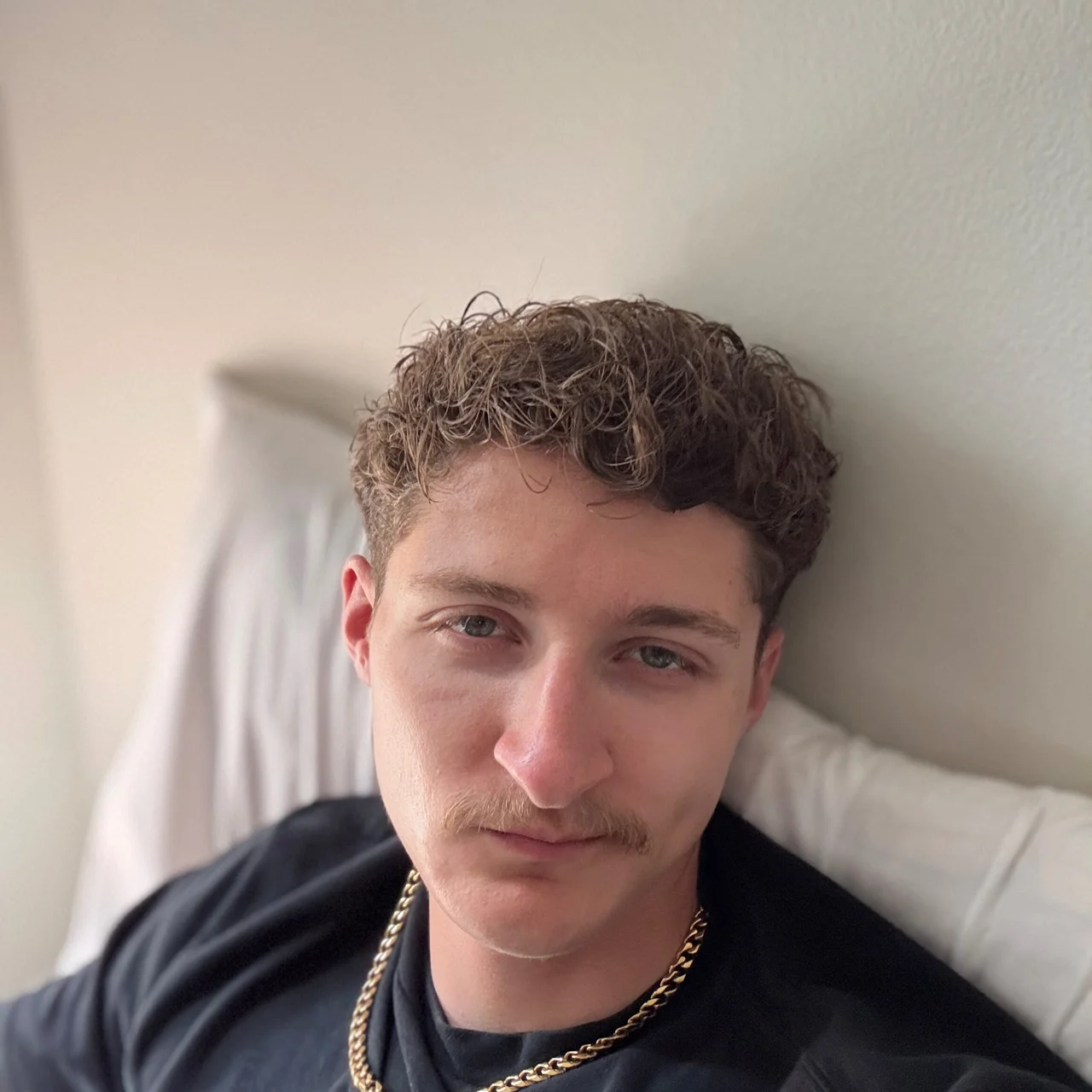 AaronLennoxXx - OnlyFans model