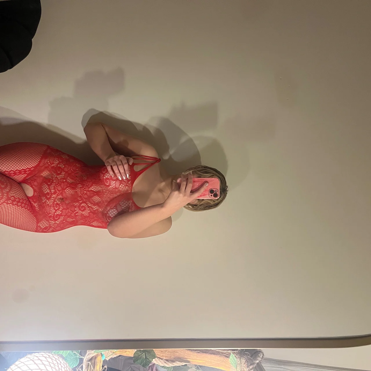 Afrodit Lily (ÜCRETSİZ) - OnlyFans model