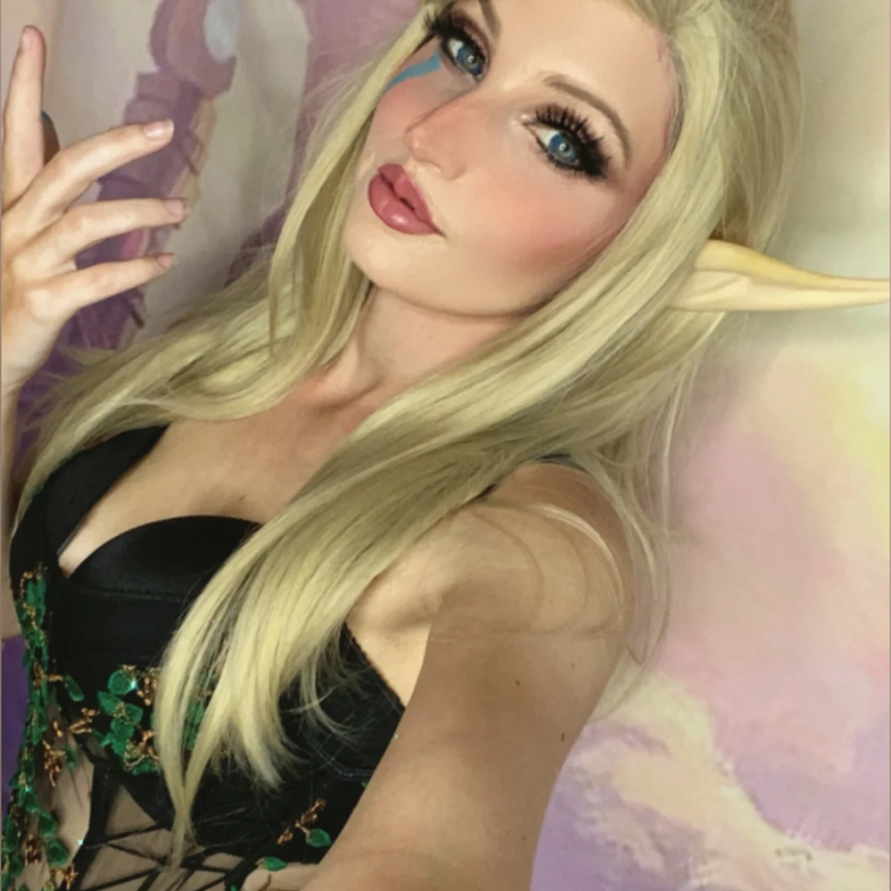 Alrevia (Dark Lady) - OnlyFans model