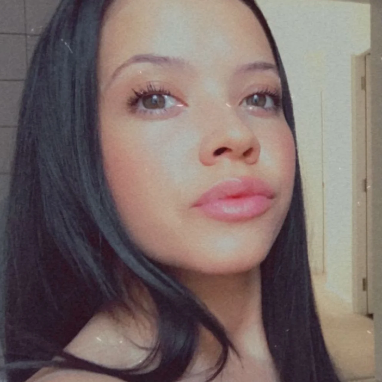 AlexahTeen - OnlyFans model