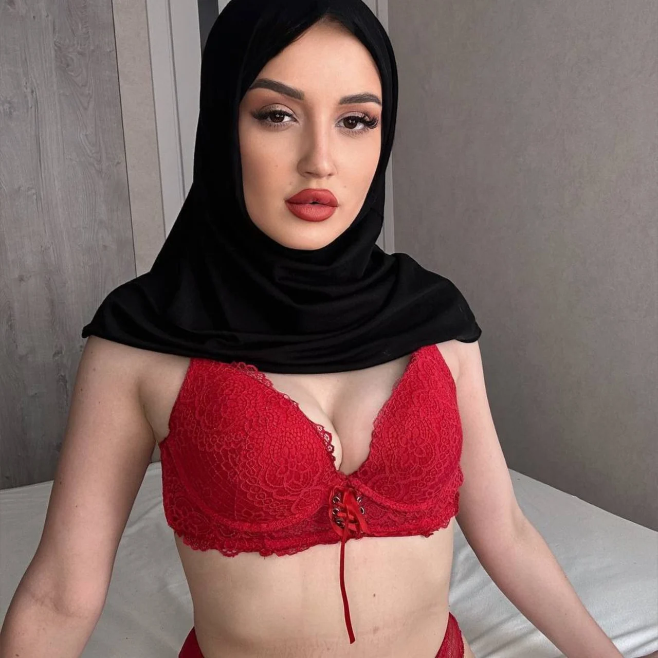 Alia - OnlyFans model