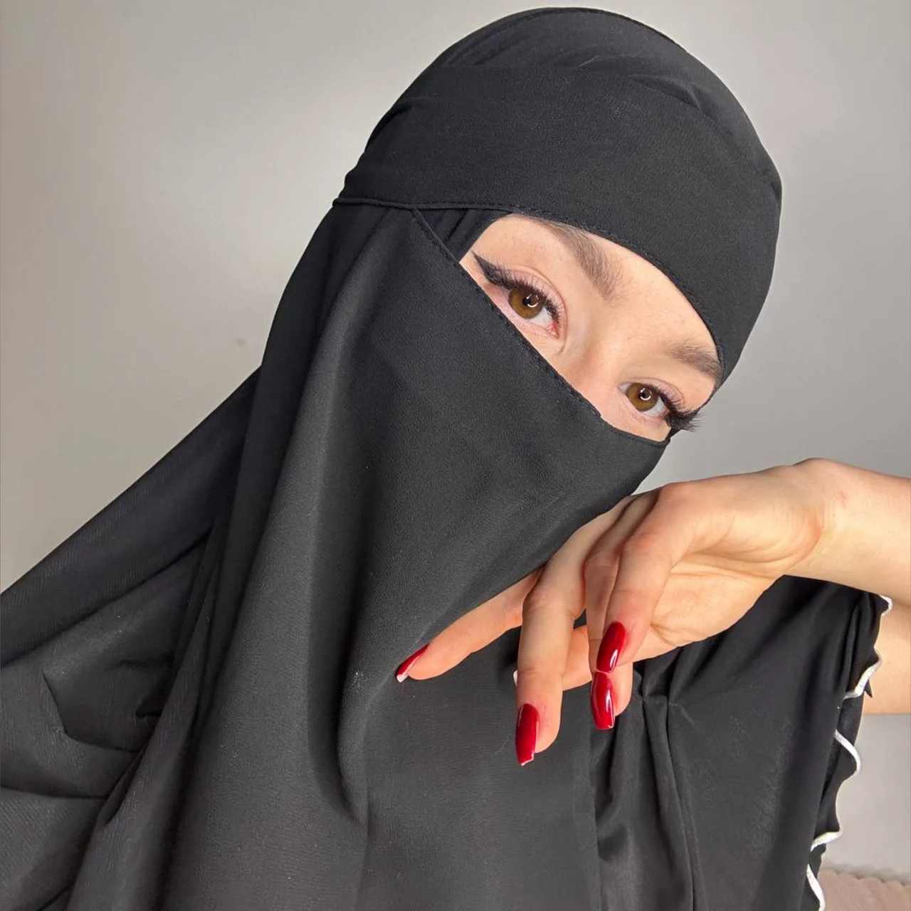 Hijab Queen - OnlyFans model
