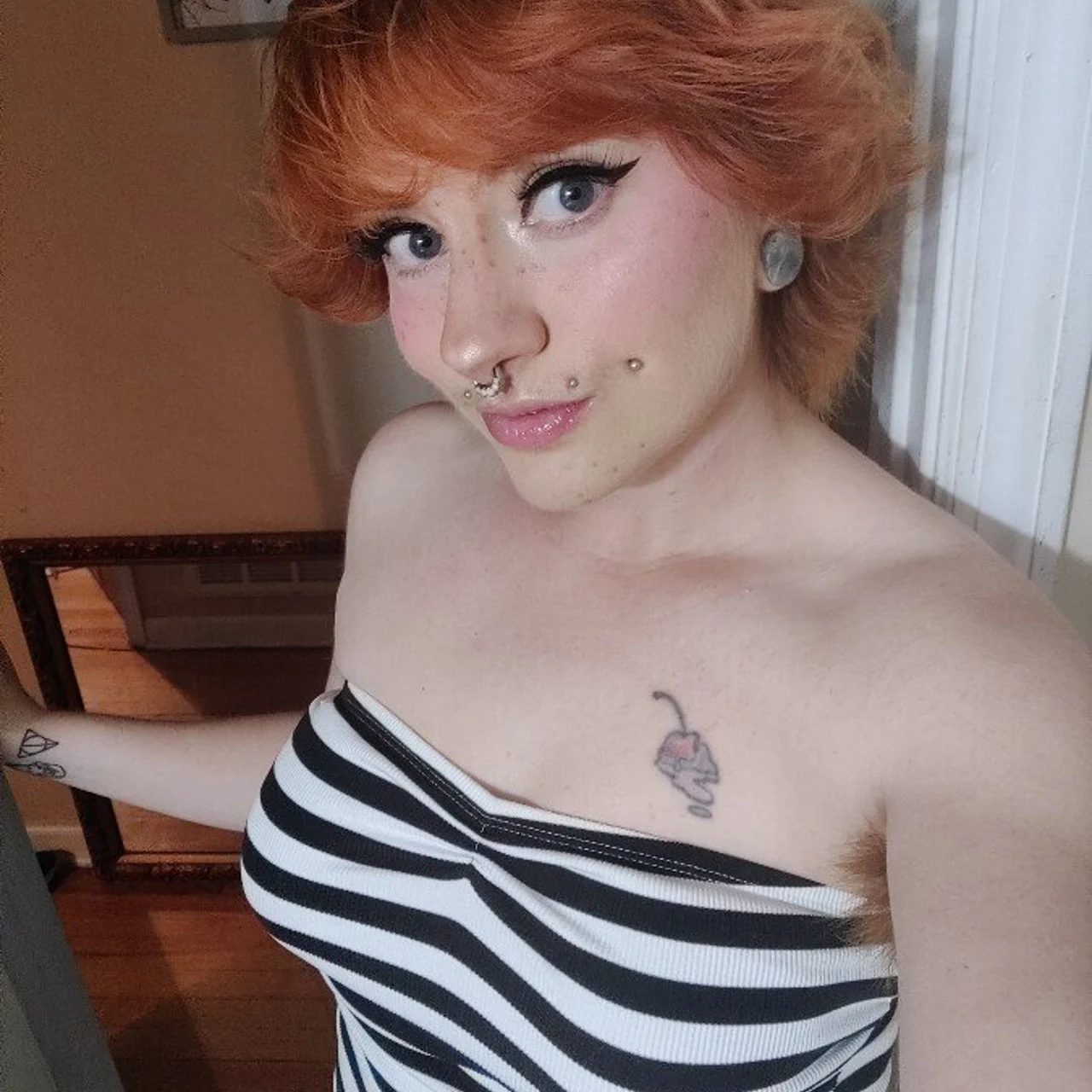 Alice N. Wonderland(VIP) - OnlyFans model