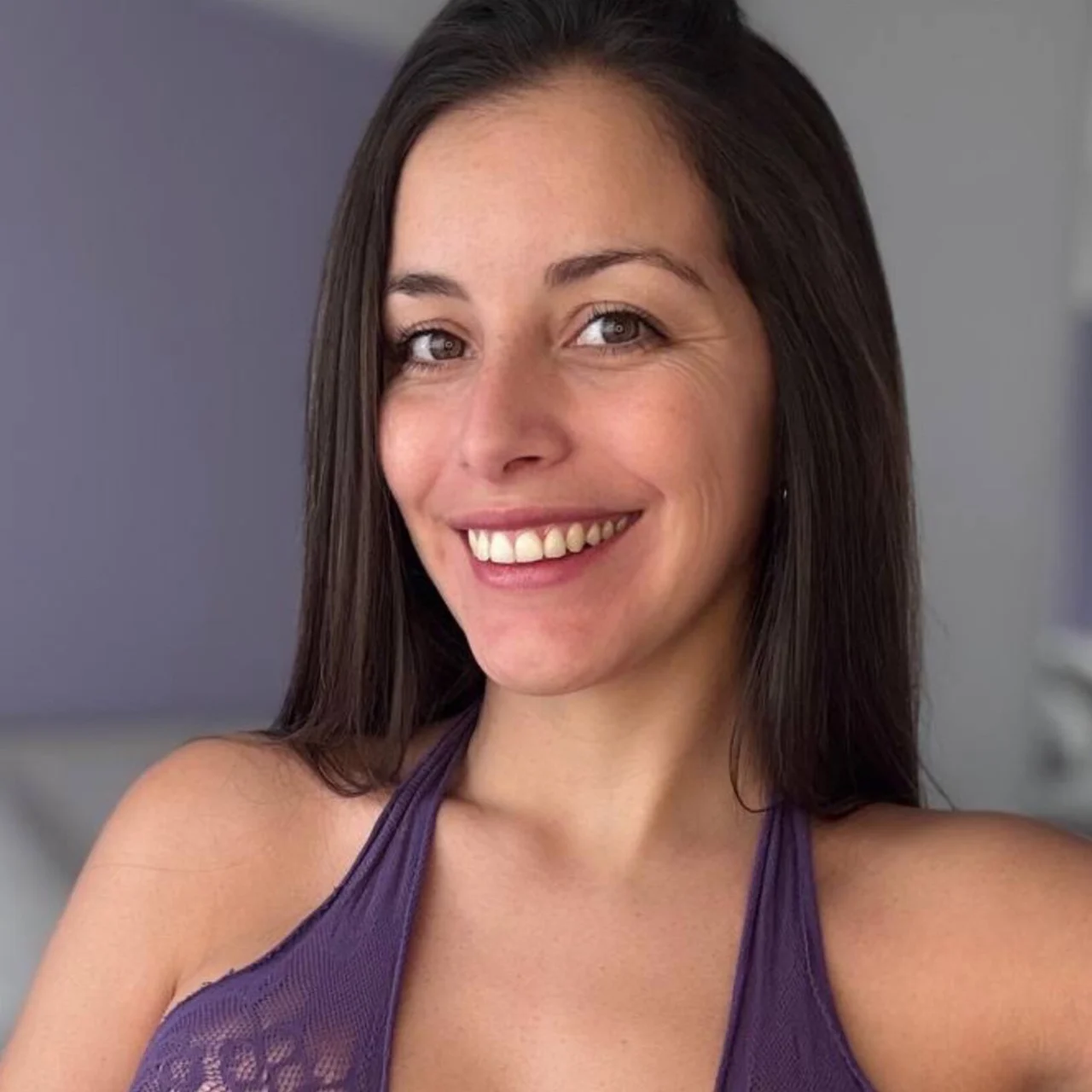 𝗔𝗠𝗕𝗘𝗥 🍒 - OnlyFans model