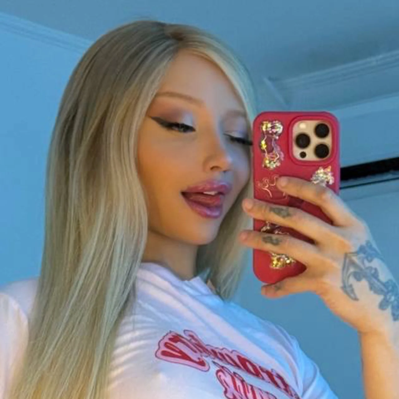 TS QUEEN 🔱 VIDEOCALLS ❤️‍🔥 SEXTING - OnlyFans model