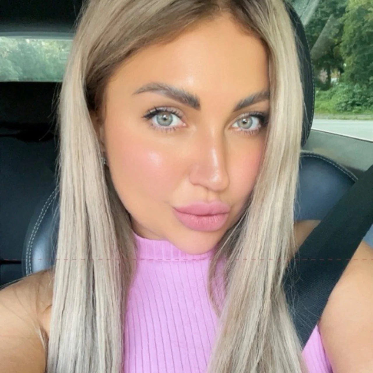 Anastasia Hart - OnlyFans model