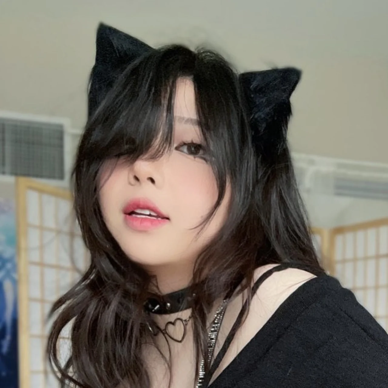 anika - OnlyFans model