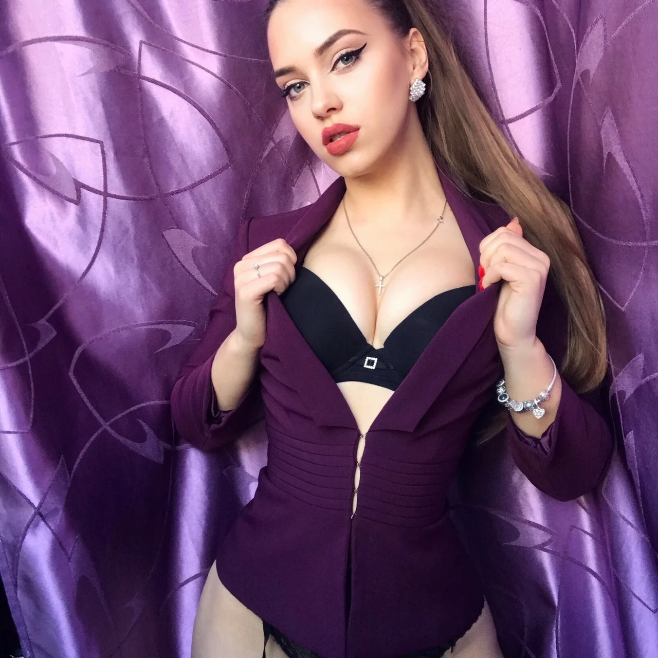 Ann - OnlyFans model