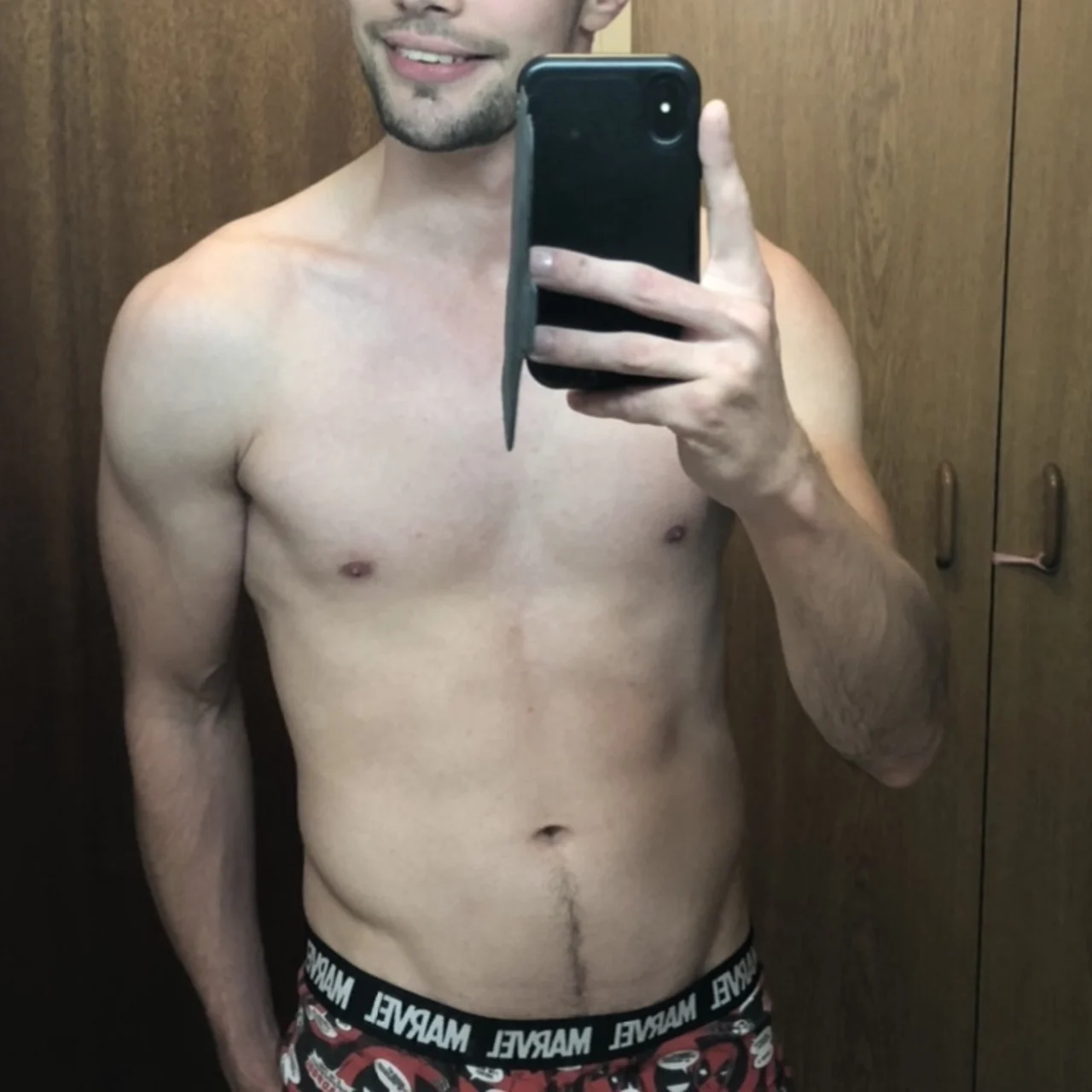 Antonio8inches - OnlyFans model