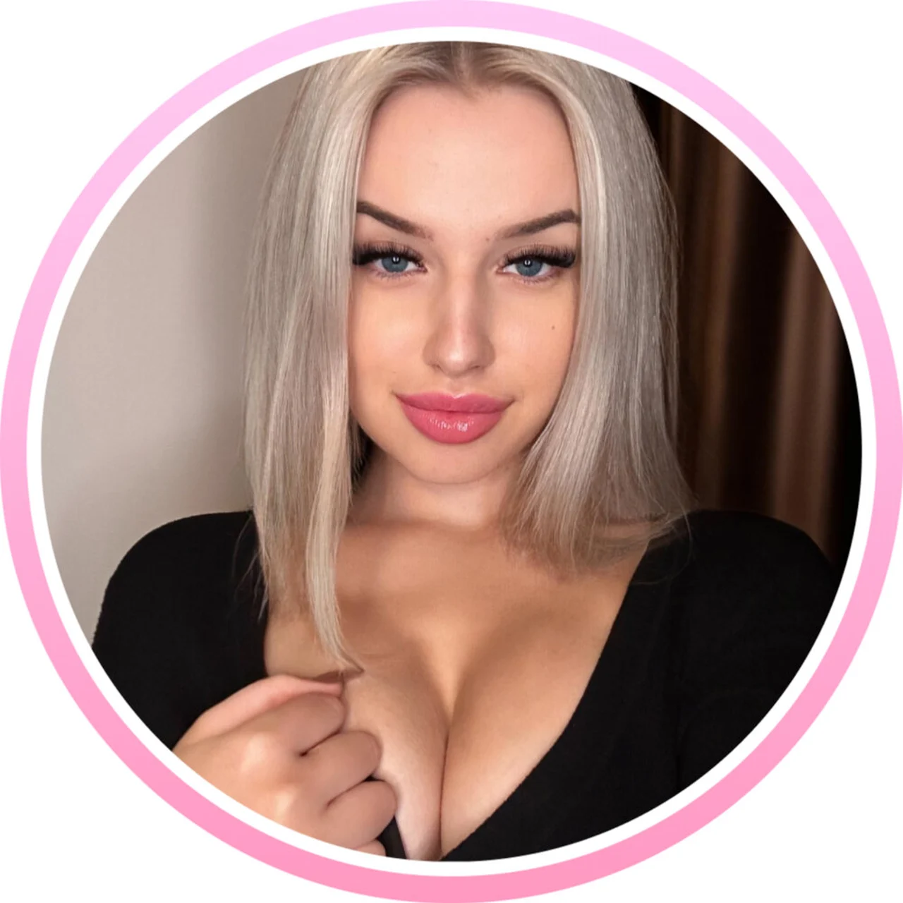 Ashley 🌸 - OnlyFans model