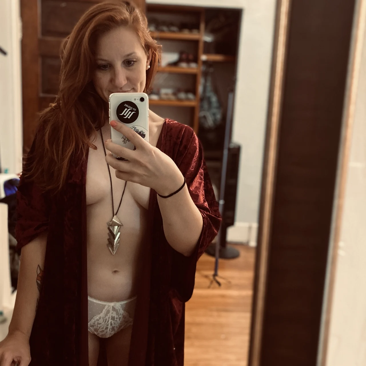 Autumn Skye - OnlyFans model