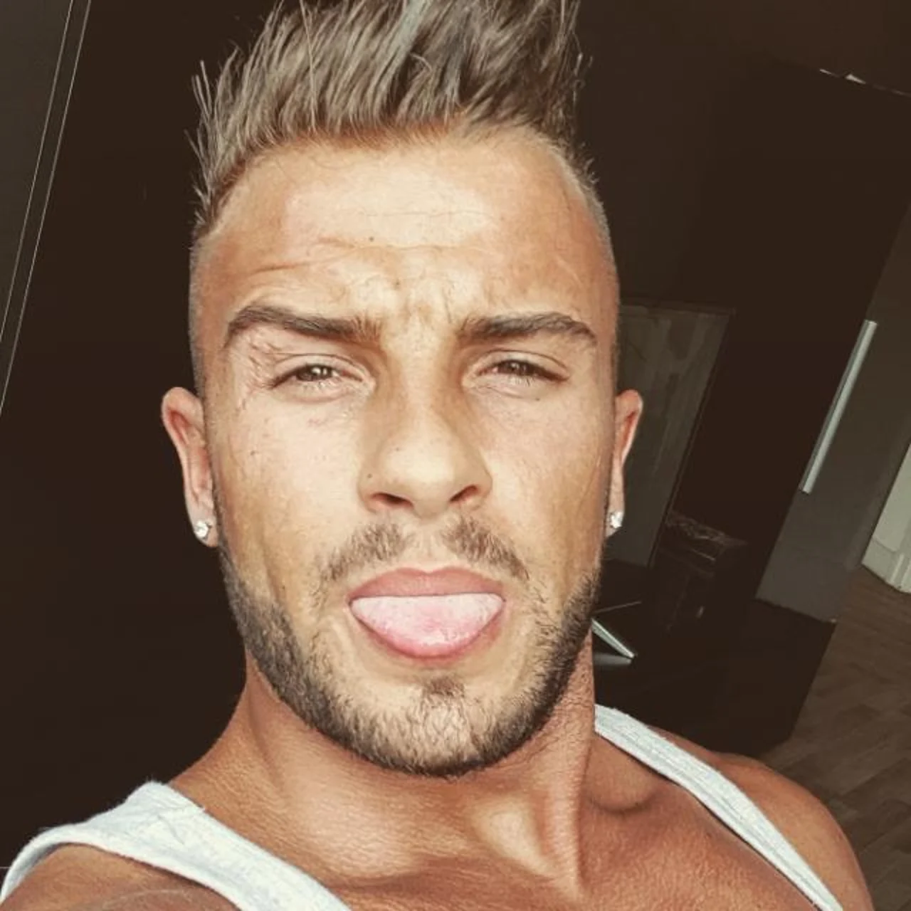 JasonHotBadBoy - OnlyFans model