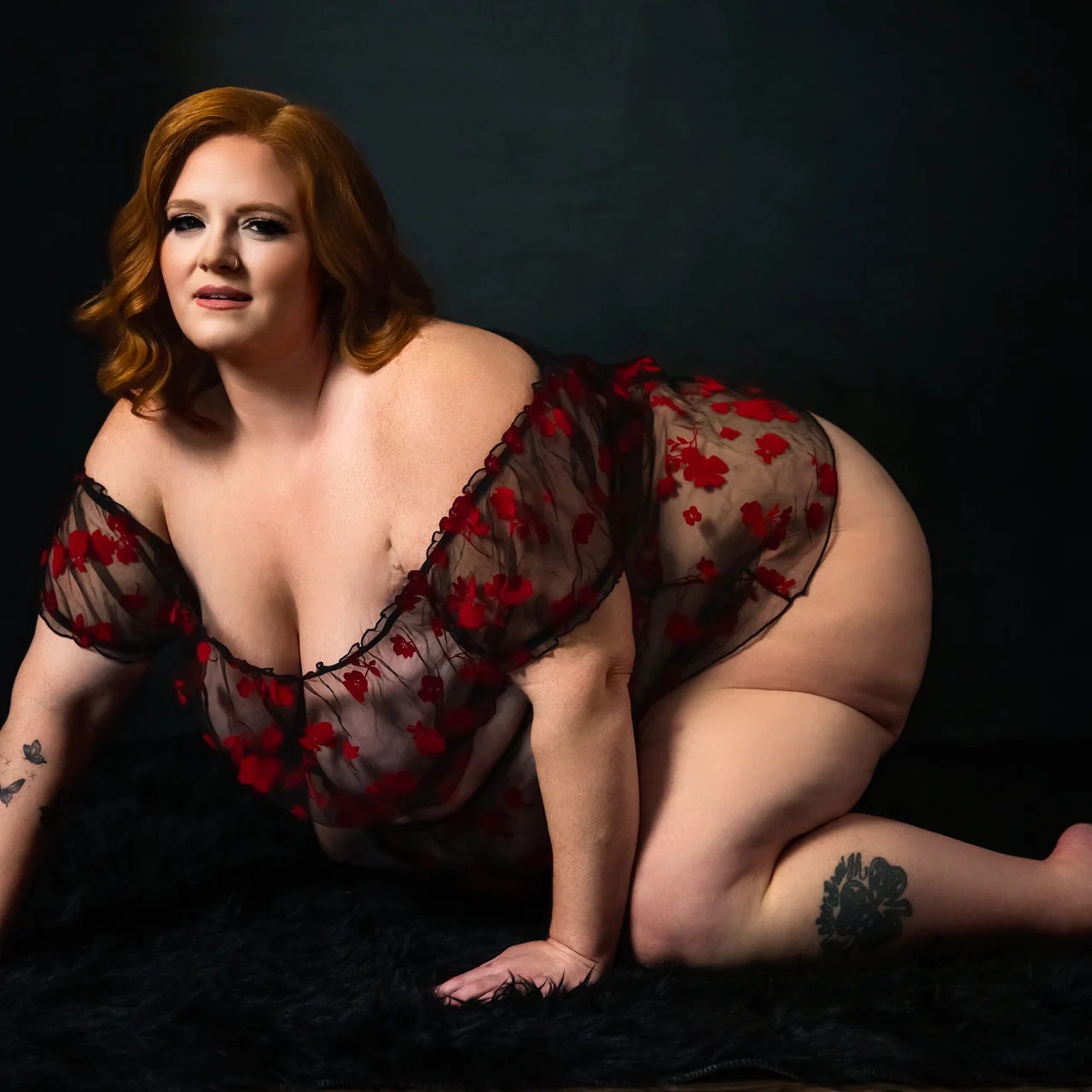 Julie Ginger - OnlyFans model