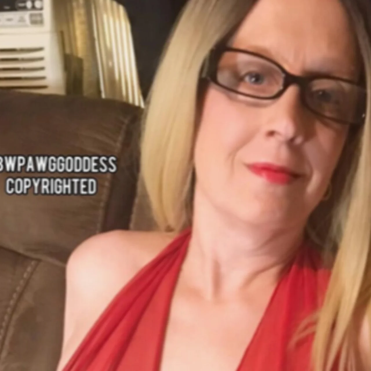 Bbwpawggoddess - OnlyFans model