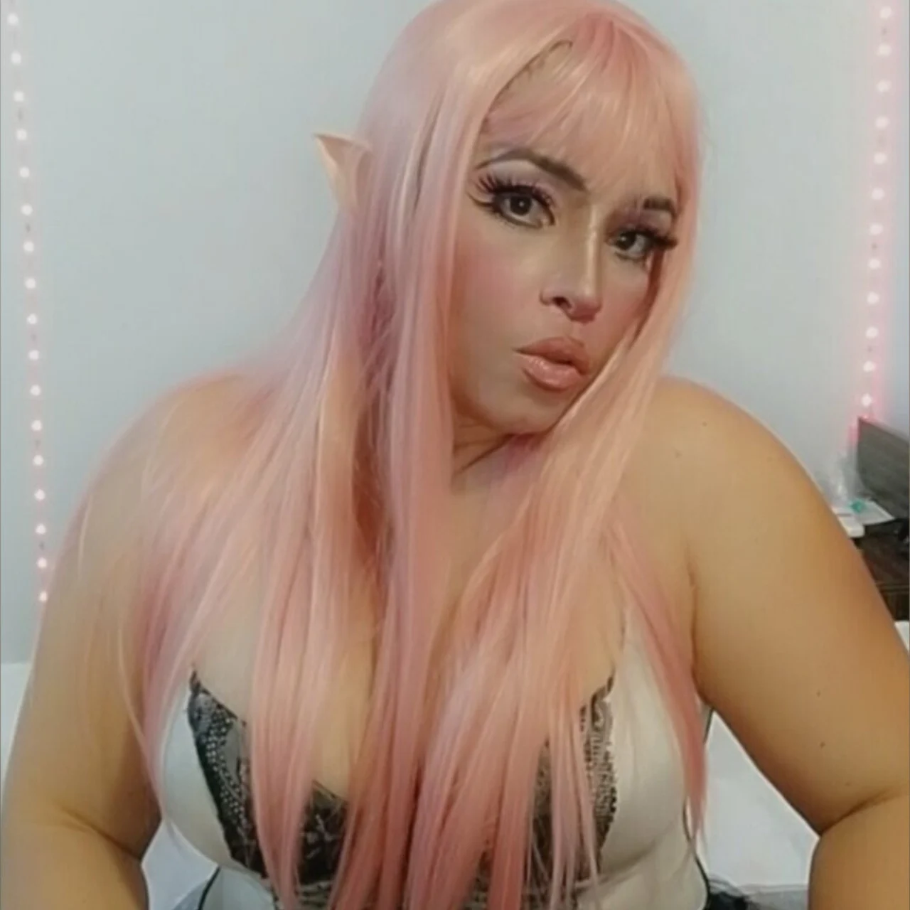 Vídeocall 🔥🔥 sexting 😈😈 custom 🥵🥵 And ev - OnlyFans model