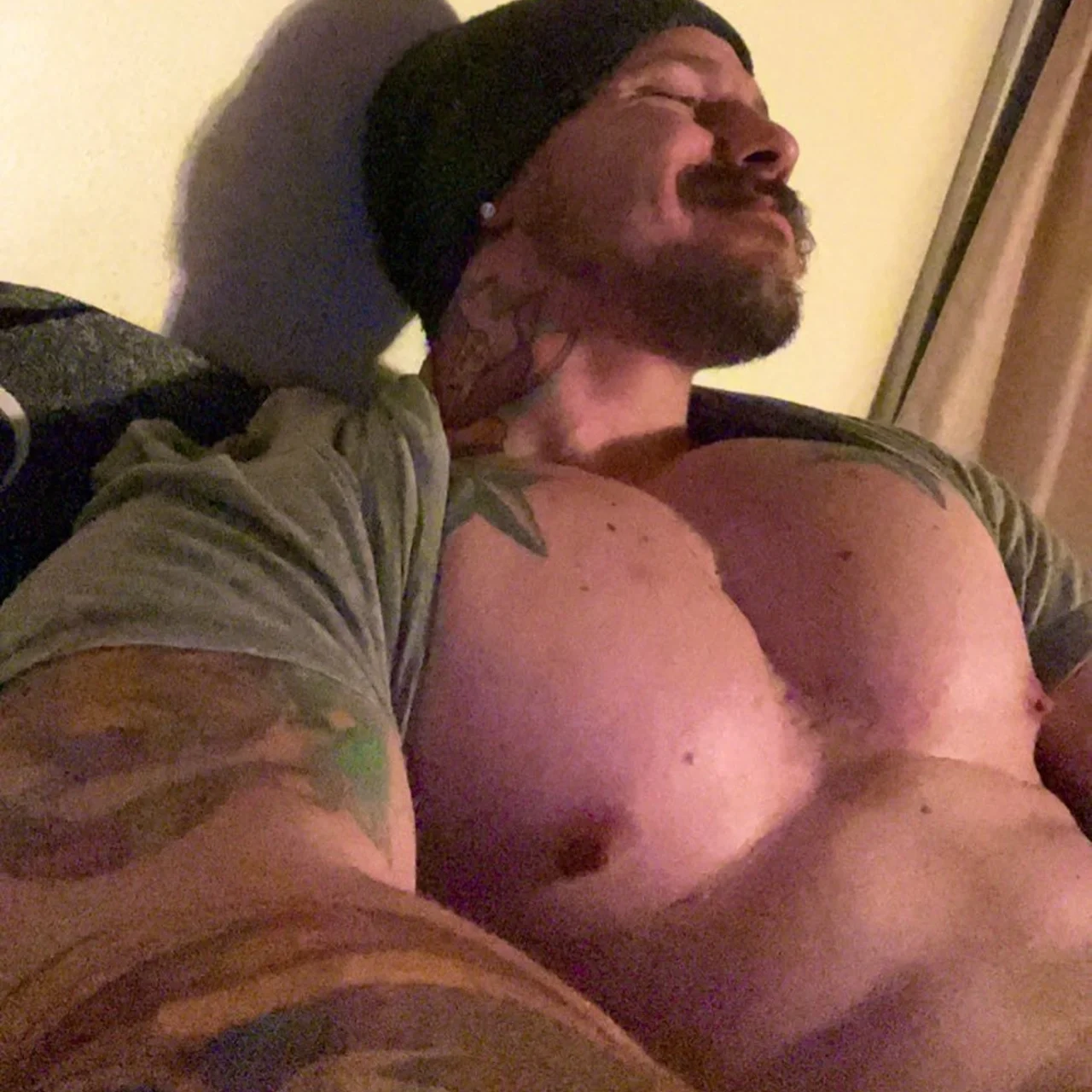 BeefyPeaches - OnlyFans model