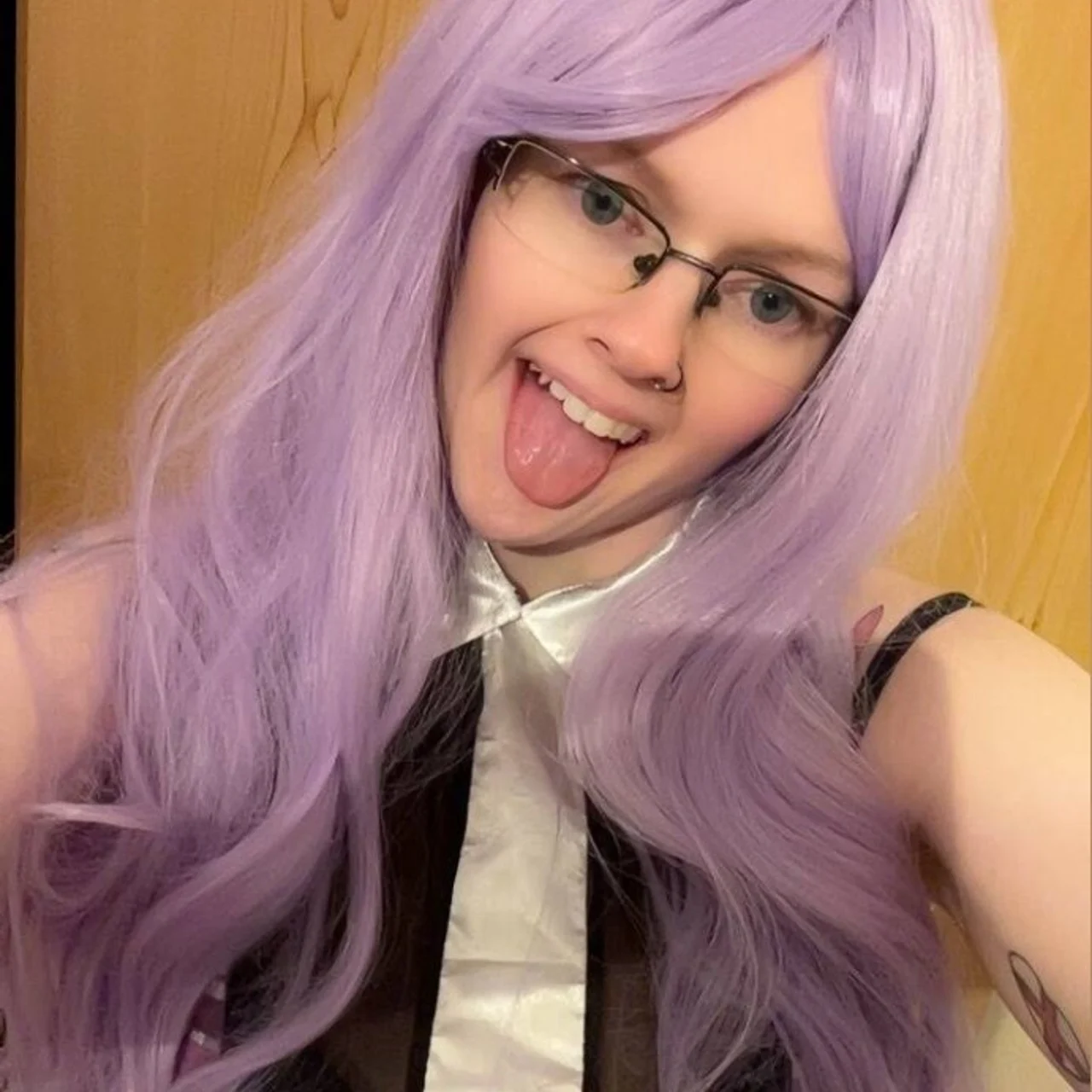 Bella FULL VIDS ON FEED - OnlyFans model