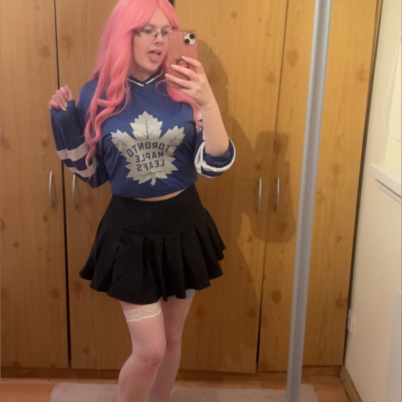 π Your Maple πΊ Stepsis Bella π¦ - OnlyFans model