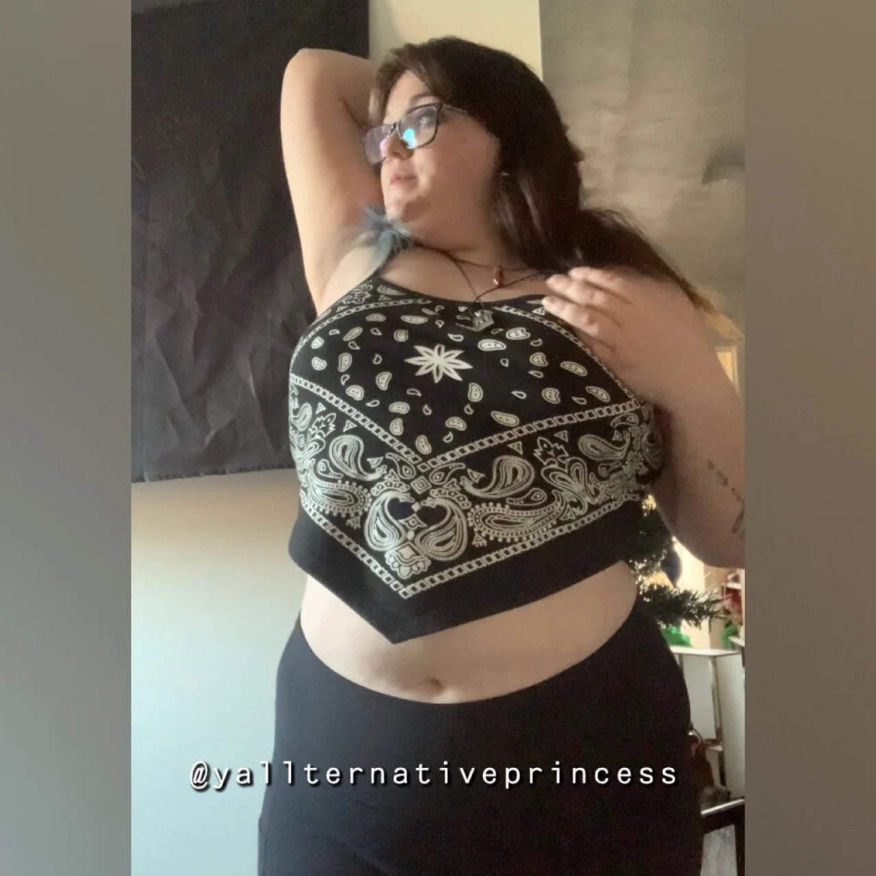 Yallternative Gal - OnlyFans model