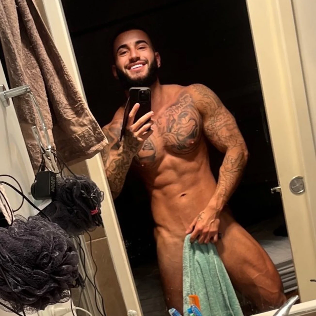 Biggiefallzz - OnlyFans model