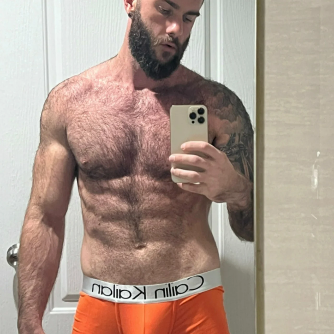 Conor 🇮🇪 Hairy Irish Bull - OnlyFans model