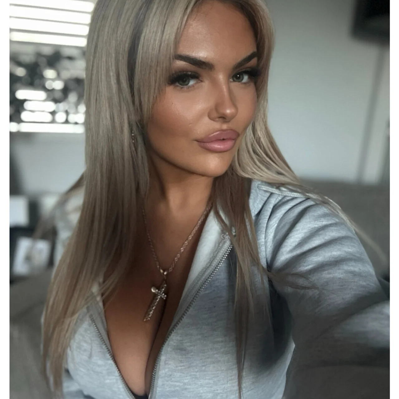 Barbie x - OnlyFans model