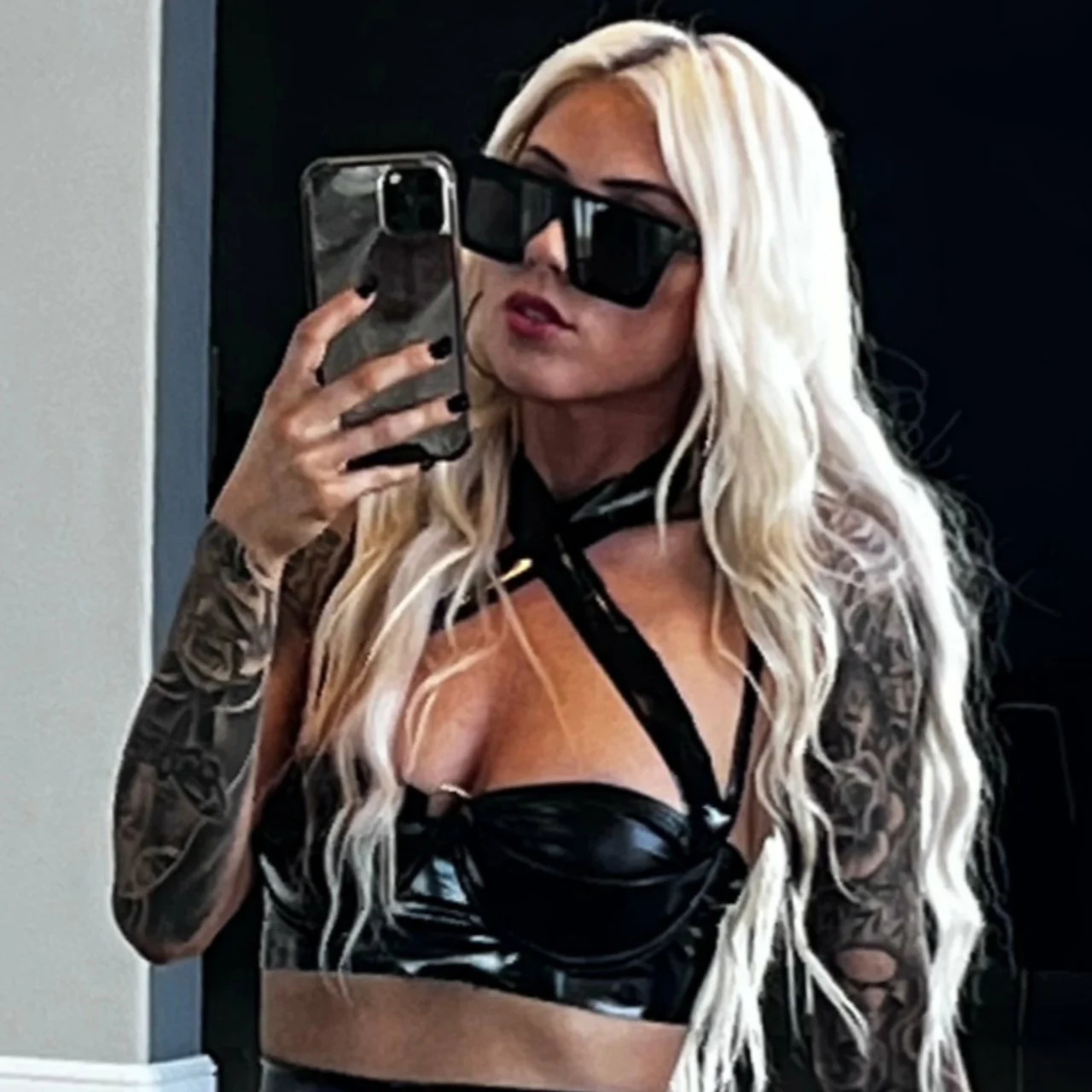 Blonde Rider - OnlyFans model