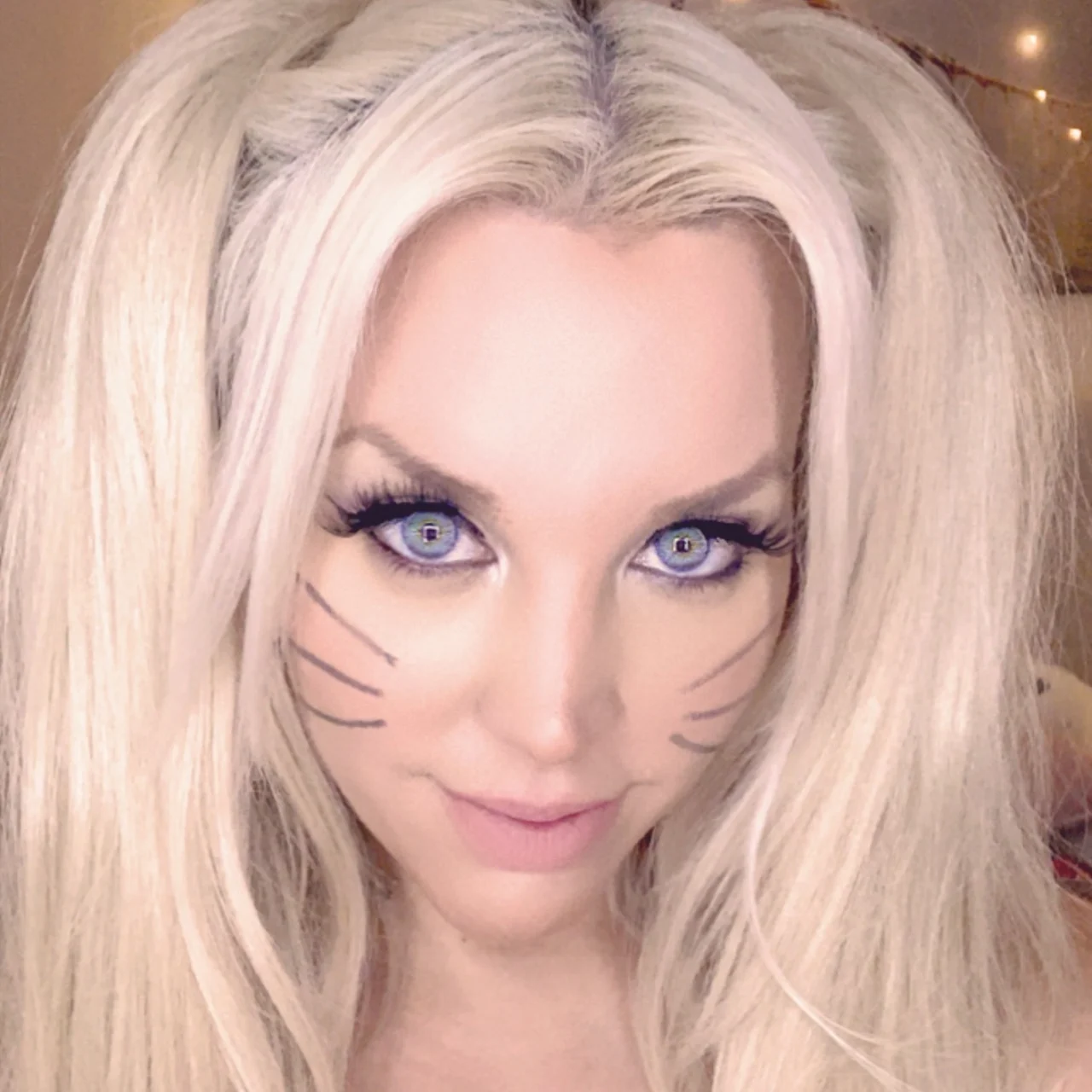 Blondie Fesser Buns 🏆 VIP PAGE 🏆 - OnlyFans model