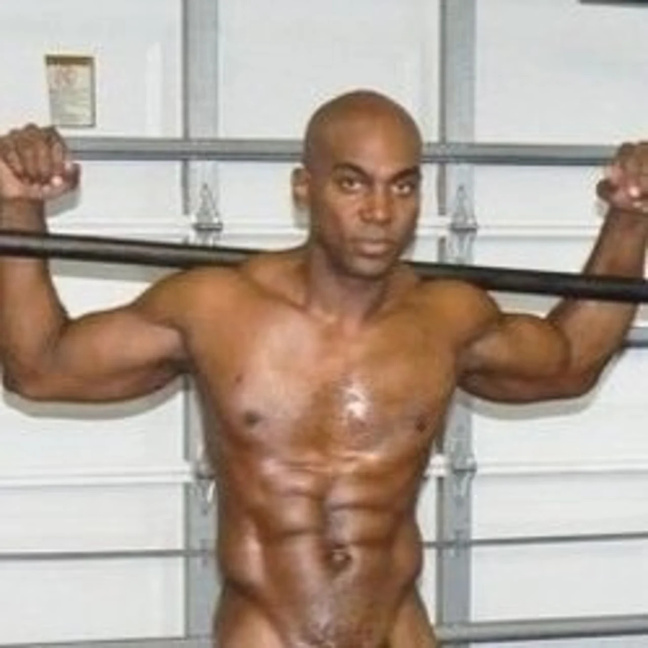 bodyhandler - OnlyFans model