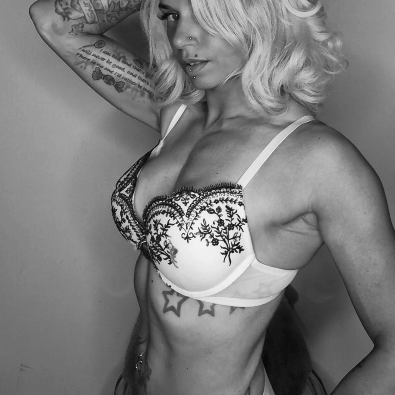 bonnycupcakesxxx - OnlyFans model