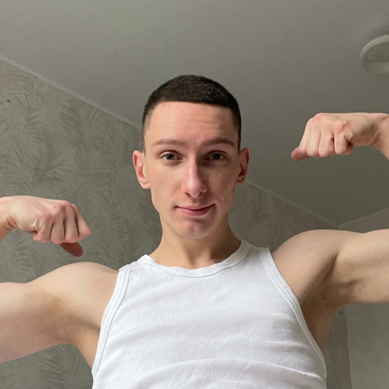 BoyTurtle - OnlyFans model