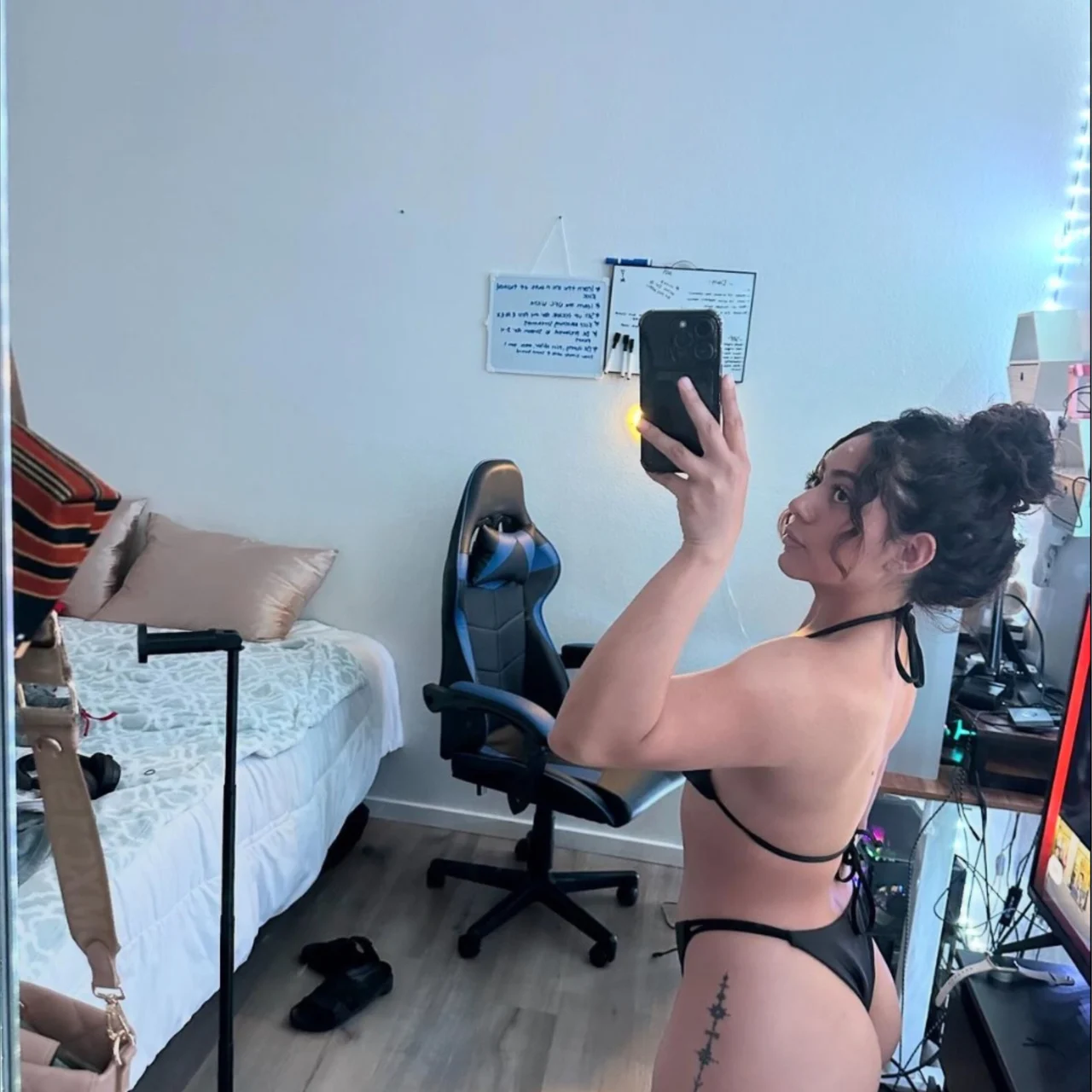 Sexy Spanish Teacher 🥰 - OnlyFans model