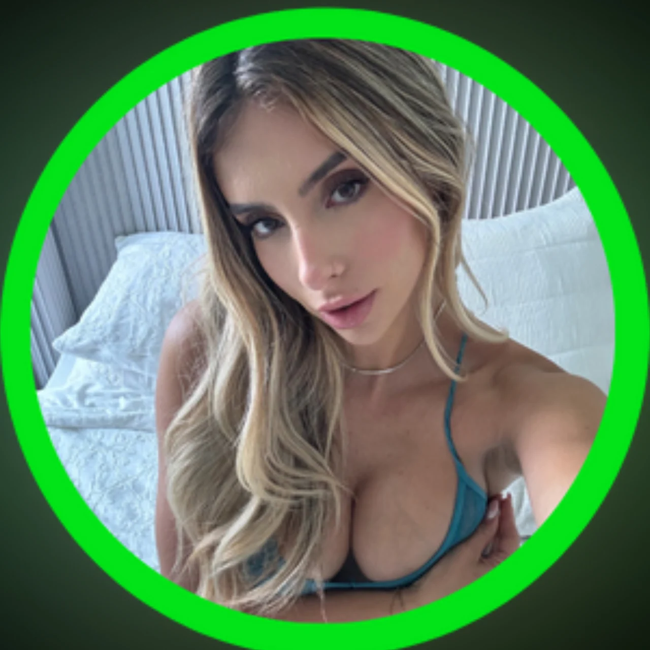 Bruna Lima - OnlyFans model