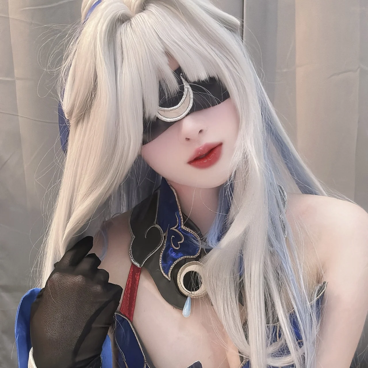 Mina - OnlyFans model