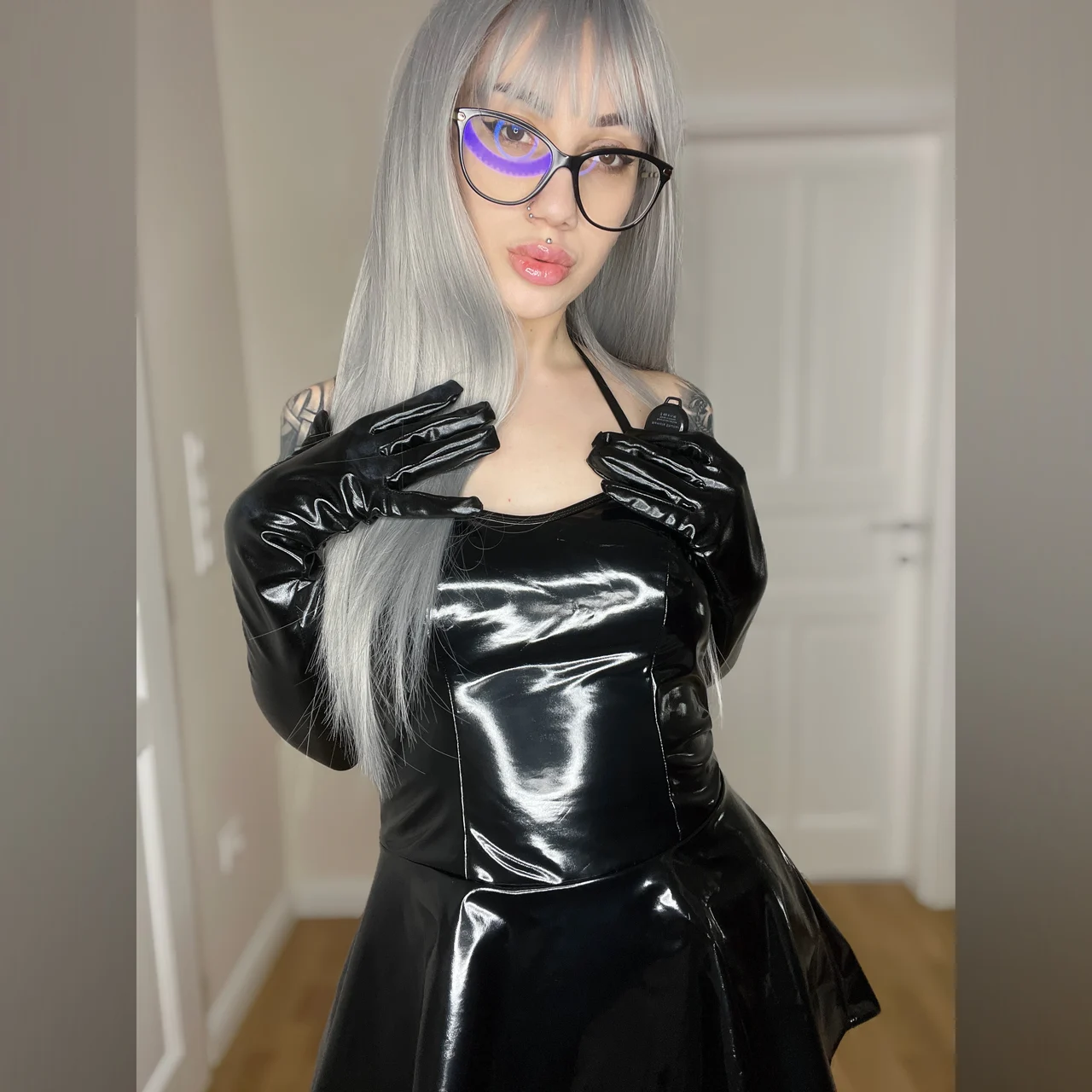 GODDESS ZARA๐ - OnlyFans model