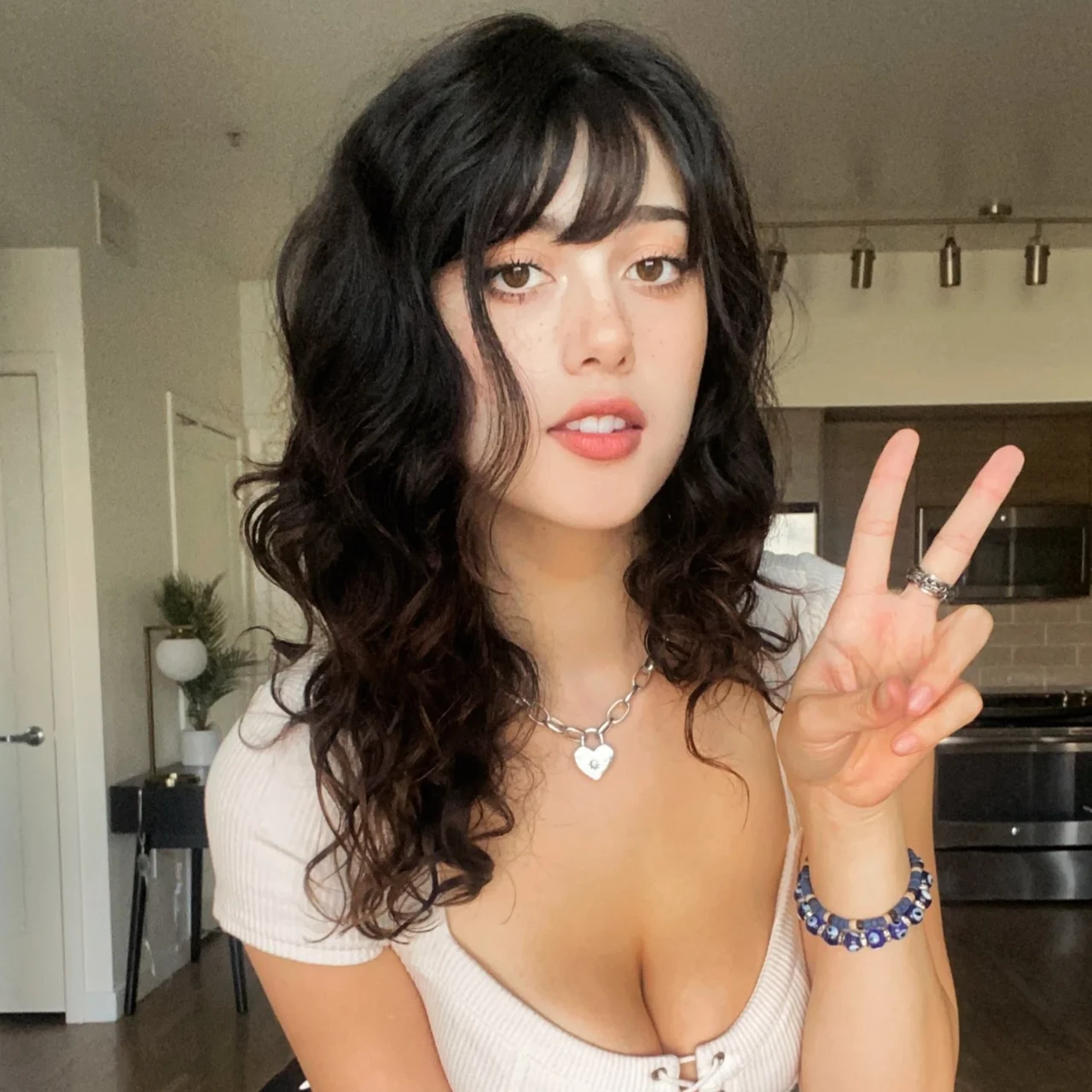 Candylion - OnlyFans model