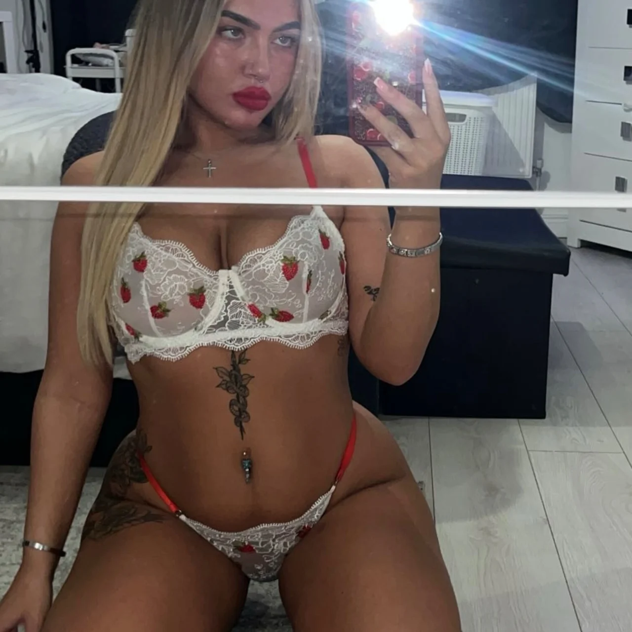 Caoimheeee - OnlyFans model