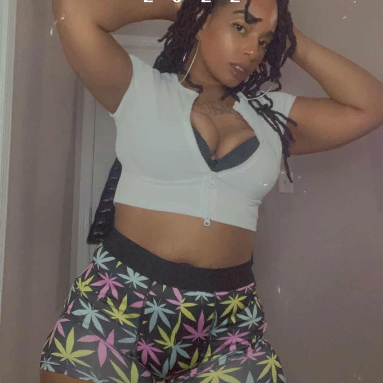 Caramel Cakezzz - OnlyFans model