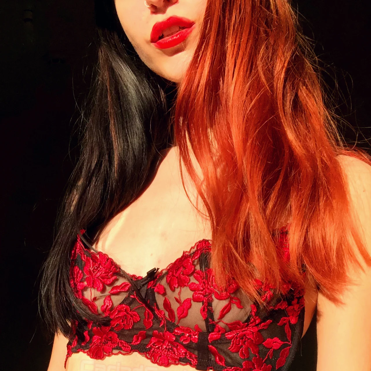 Cariad 🖤 PORN ON PAGE - OnlyFans model