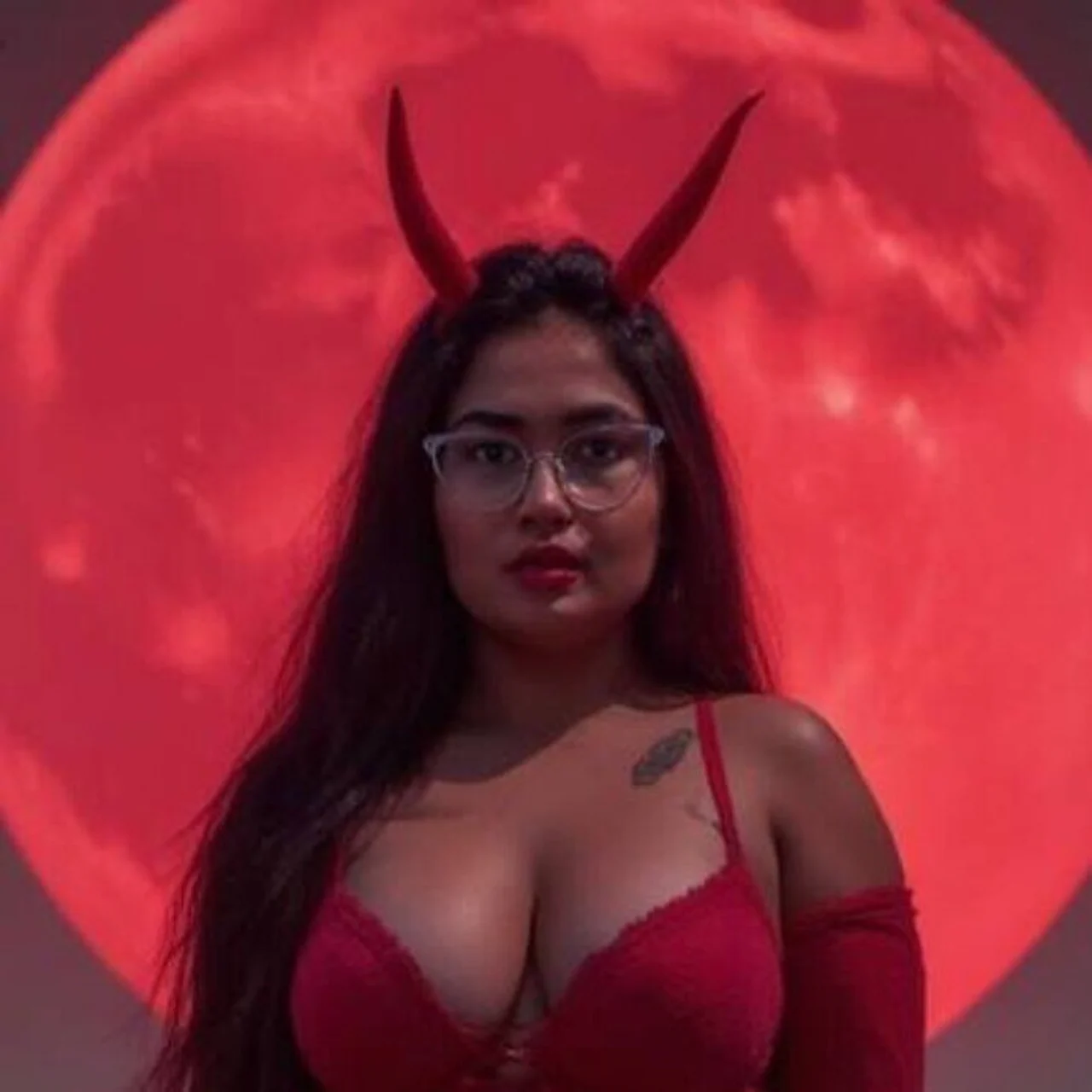 ❤️𝘾𝙐𝙍𝙑𝙔𝙂𝙄𝙍𝙇❤️CHUBBY GIRL😈 Queen👑 - OnlyFans model