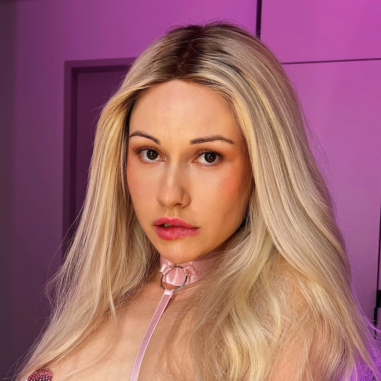 Chloe Bloom | VIP 🔥 - OnlyFans model