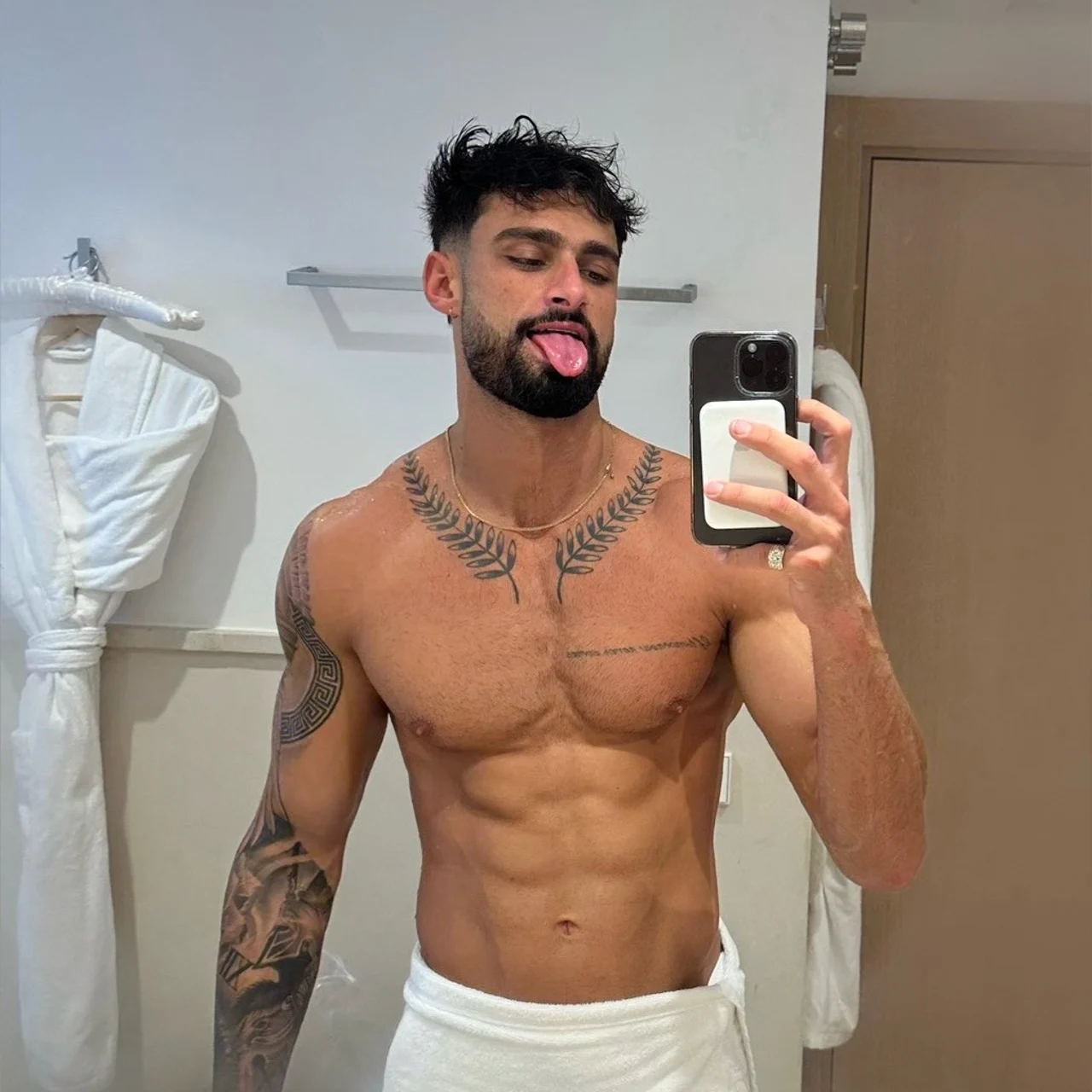 Christopher Yianni - OnlyFans model