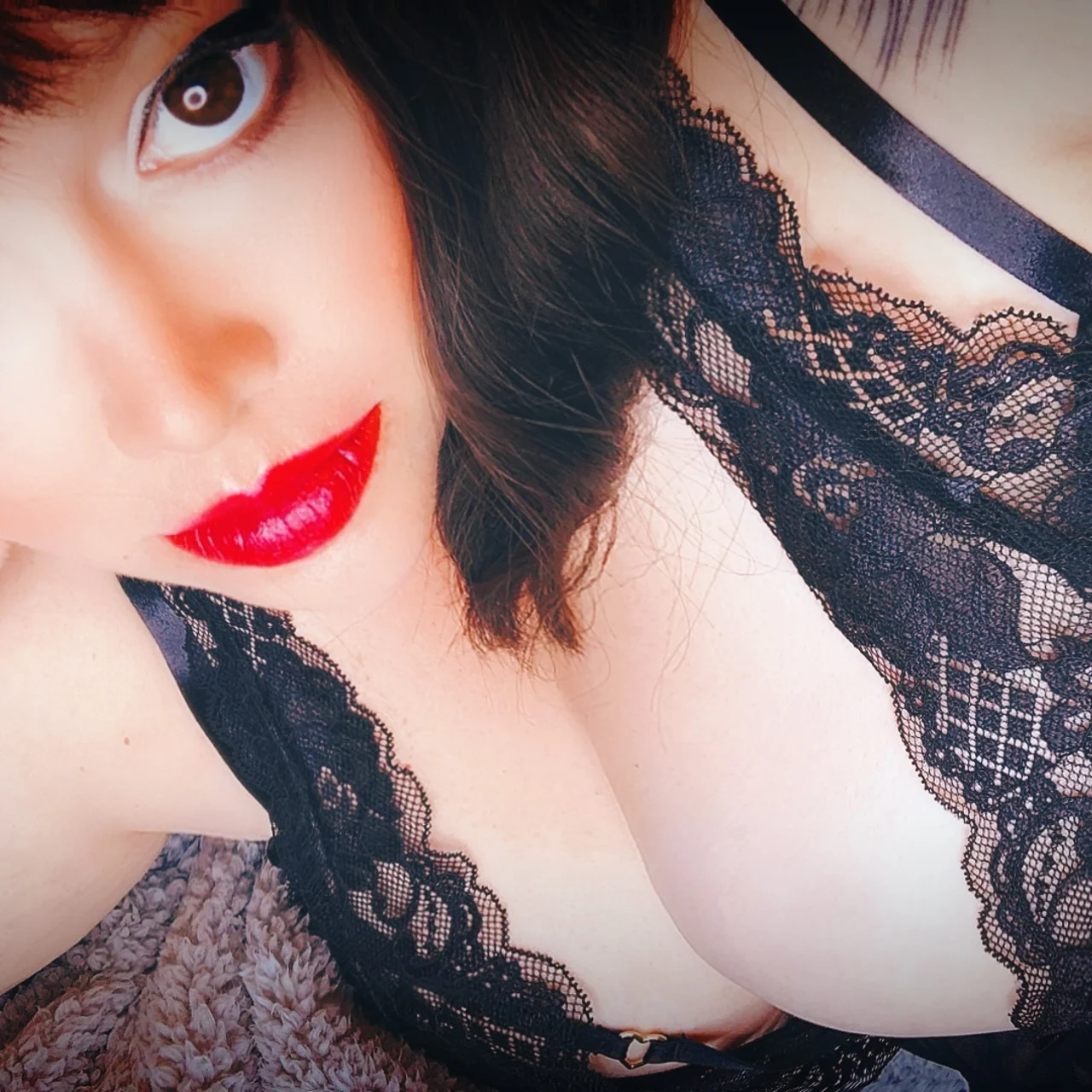 u16127513 - OnlyFans model