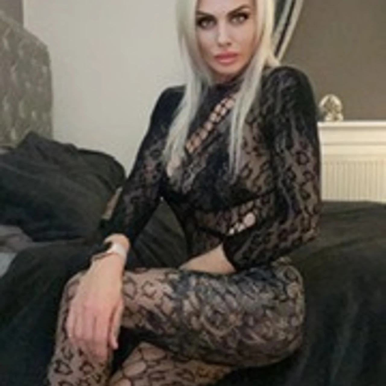 Cm Mitchell - OnlyFans model