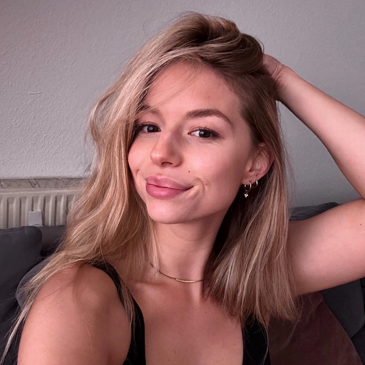 Ossi Desi - OnlyFans model