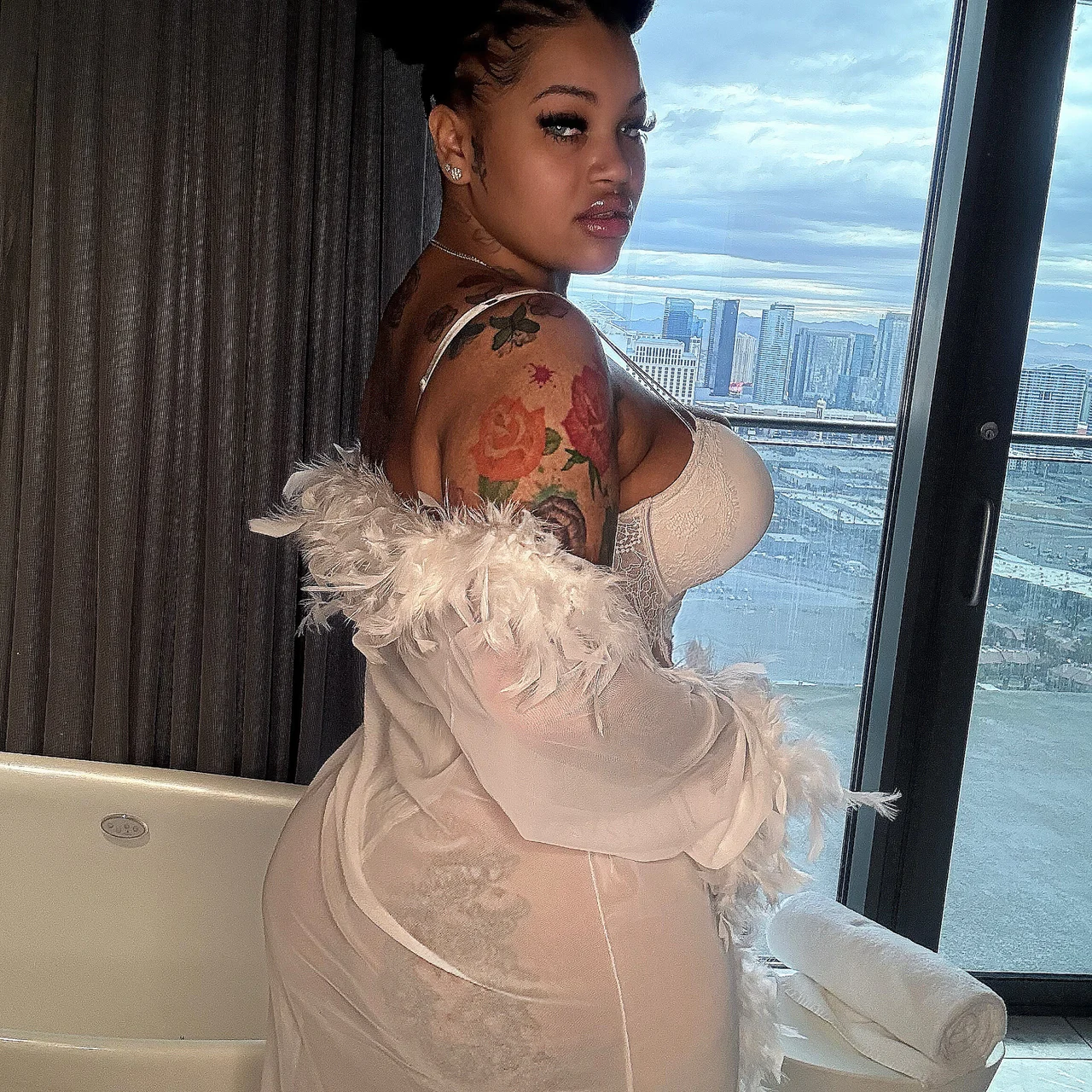 THROAT  GOAT 🐐 🏆 - OnlyFans model