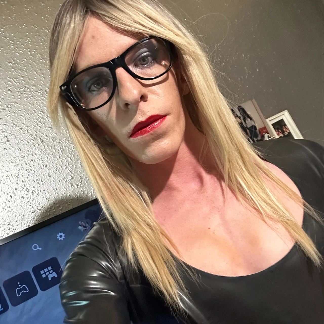 Perry - OnlyFans model