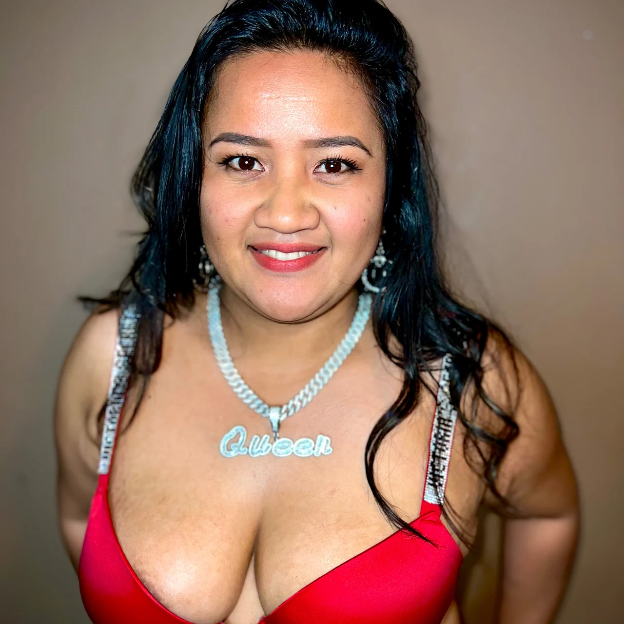 Cuckoldress Izzy - OnlyFans model