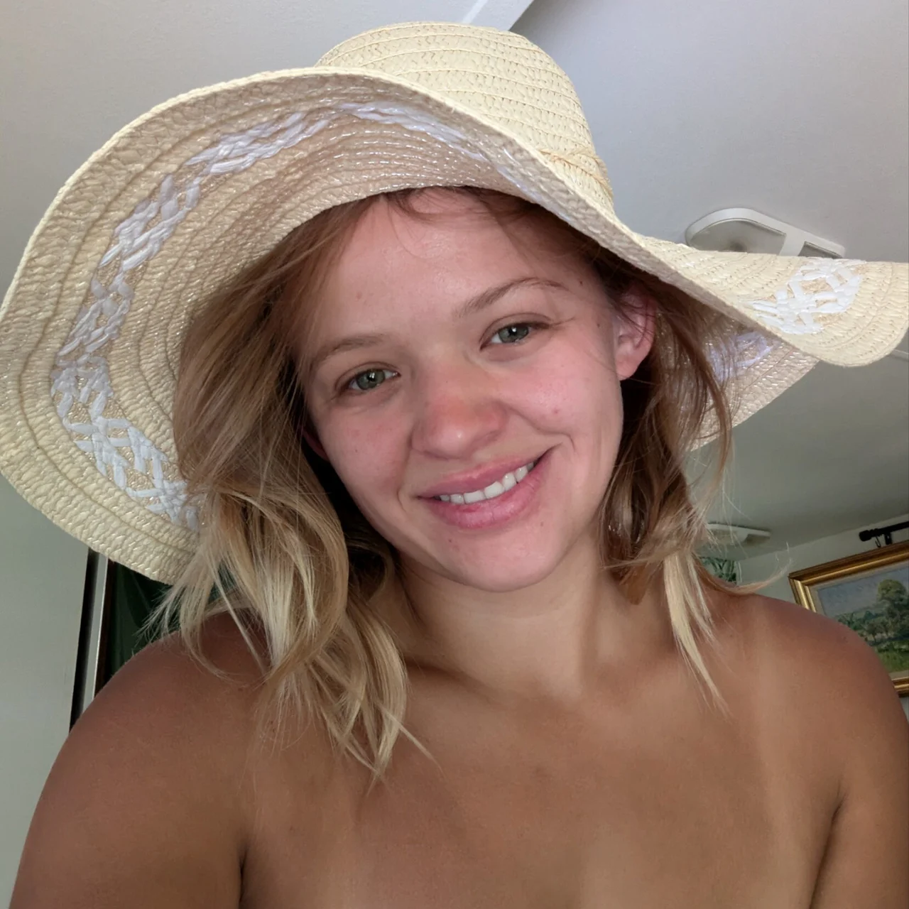 Riley Madison De Beers - OnlyFans model